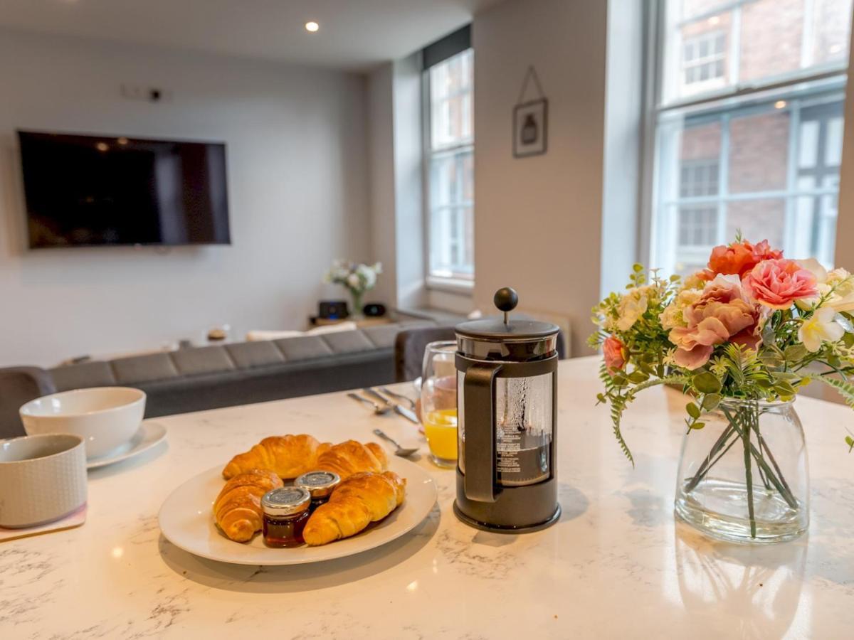 Pass The Keys 5A One Bedroom Modern Town Centre Apartment Shrewsbury Esterno foto